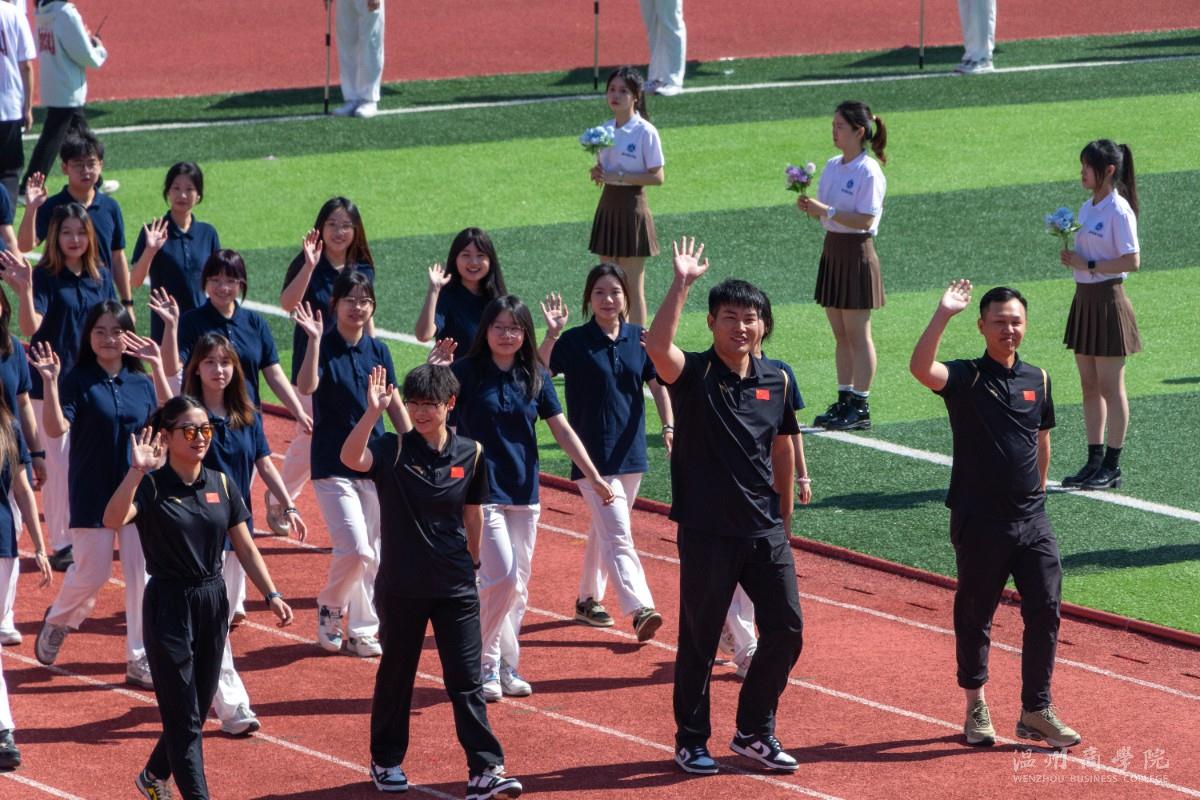 cfee0483892ea90cef1dfcb446ad440.jpg